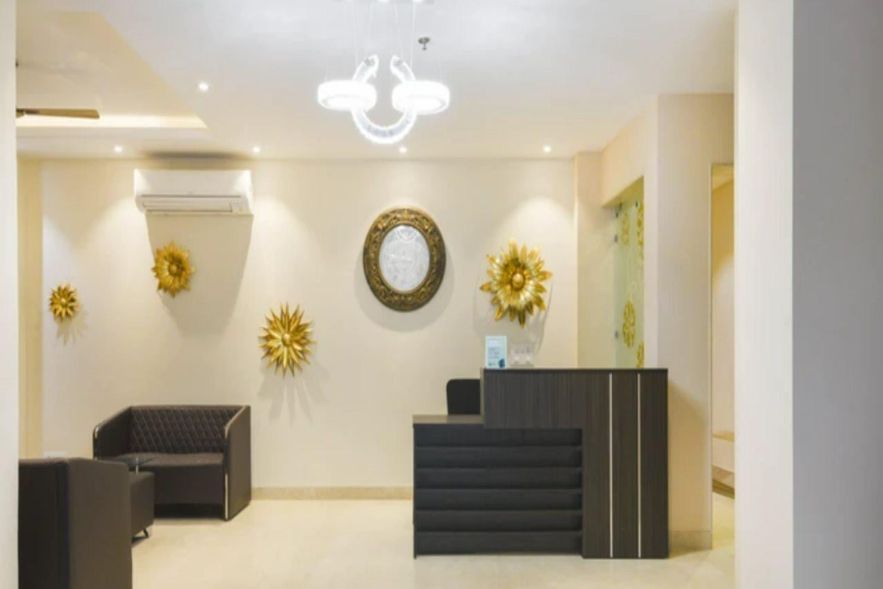 Treebo Iffco Chowk غورغاون المظهر الخارجي الصورة